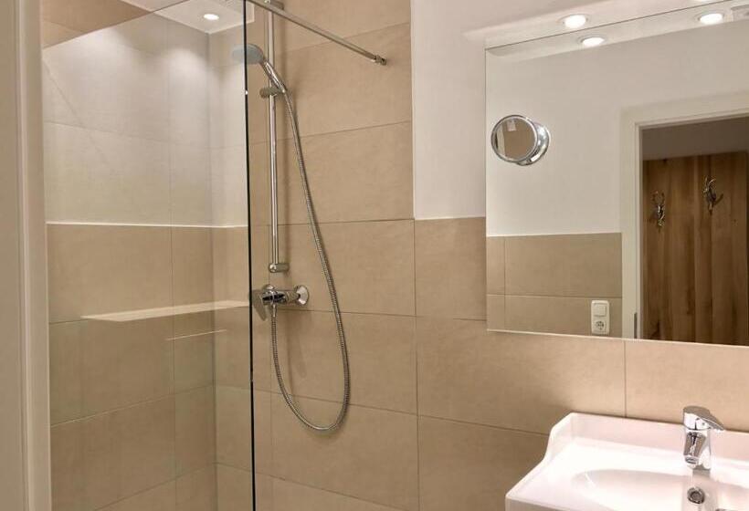 فندق Petersen S Landhaus