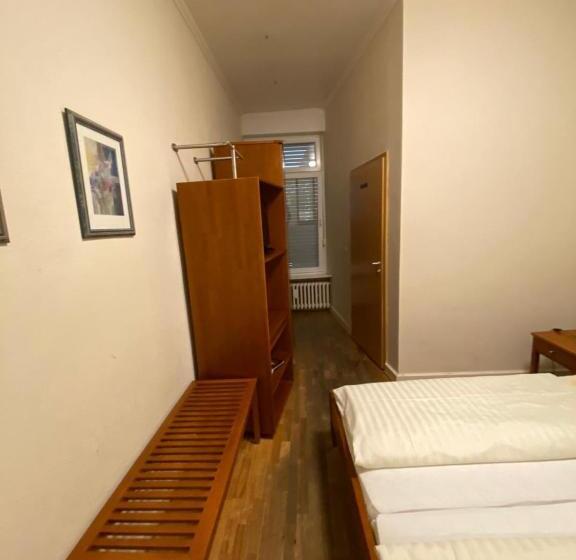 هتل Restaurant Frankenturm