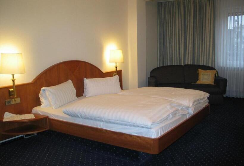 Отель Restaurant Kolb