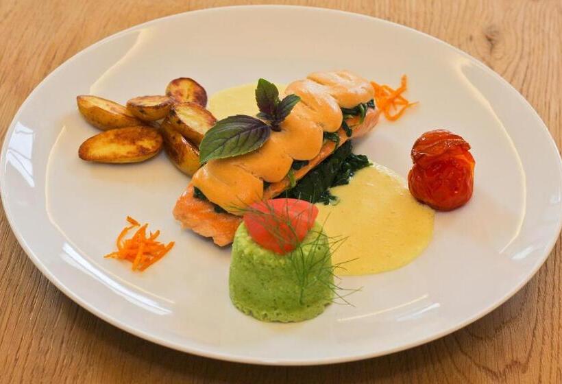 בית מלון כפרי Restaurant & Metzgerei Rößle