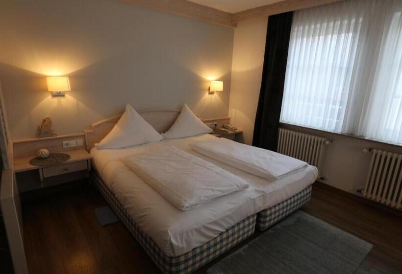 酒店 Restaurant & Metzgerei Rößle