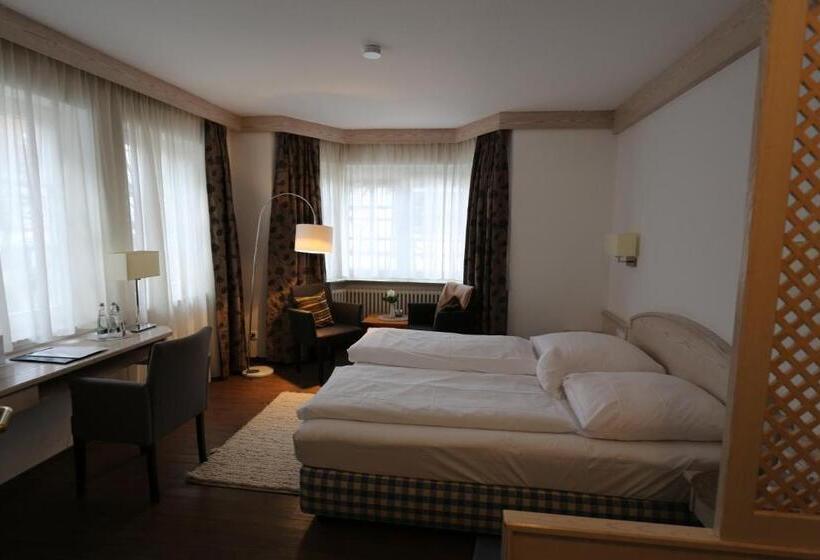 בית מלון כפרי Restaurant & Metzgerei Rößle