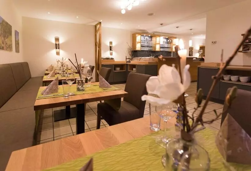 Hotelli Restaurant Sonnenlay