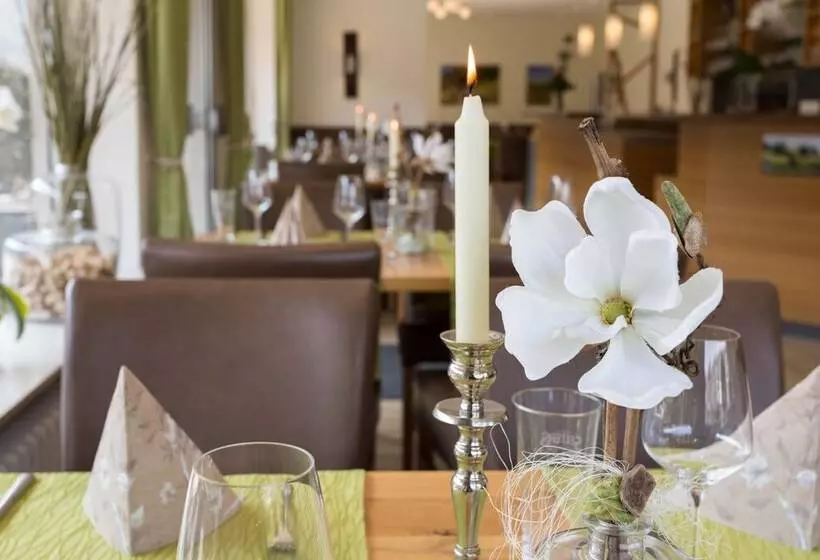 Hotelli Restaurant Sonnenlay