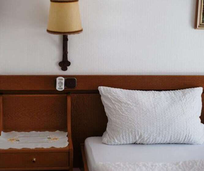 בית מלון כפרי St. Georg