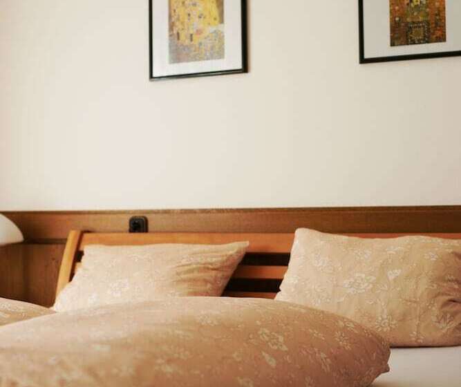 בית מלון כפרי St. Georg