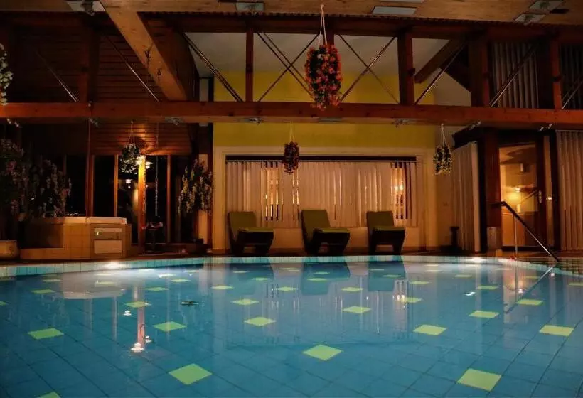 Hotelli Und Appartementhof Waldeck
