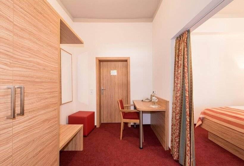 Strandhotel Zur Promenade