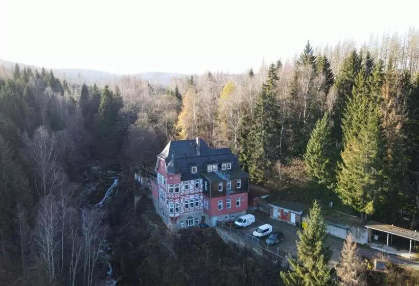 Waldgasthaus & Berghotel Steinerne Renne