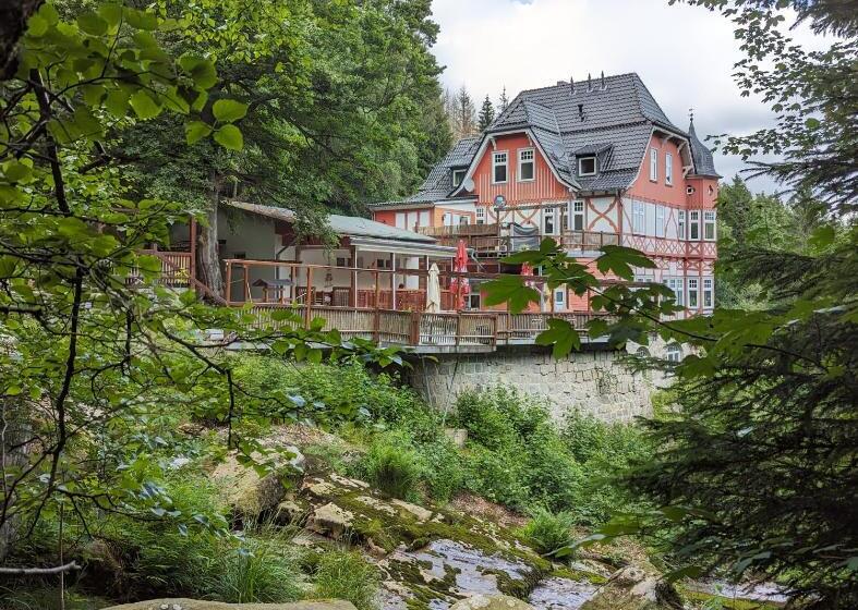 Waldgasthaus & Berghotel Steinerne Renne