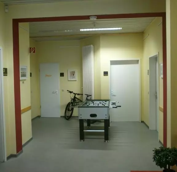 Hostel 37