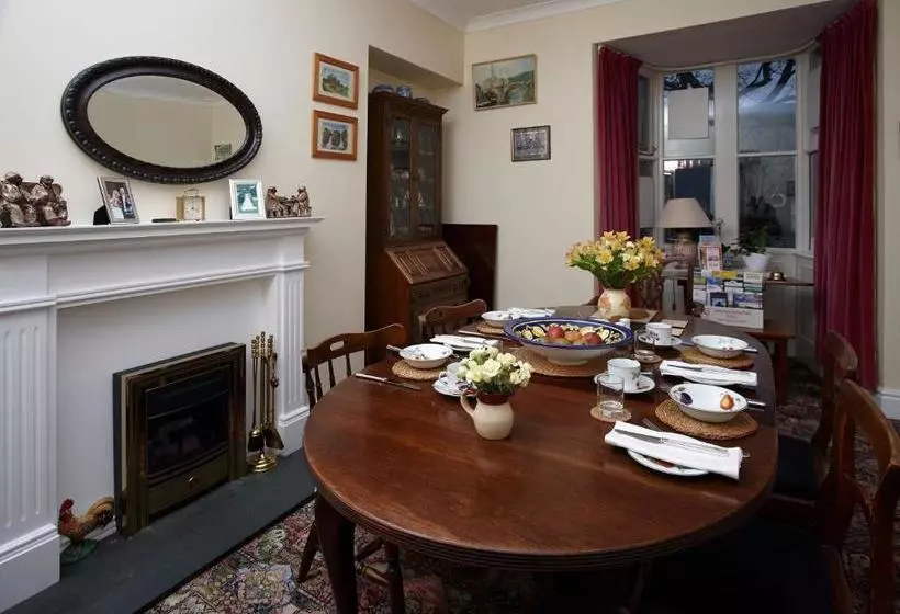 Aamiaismajoitus (B&B) Baliol House