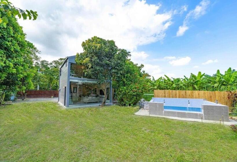 تختخواب و صبحانه 雲上太陽villa Ktv烤肉