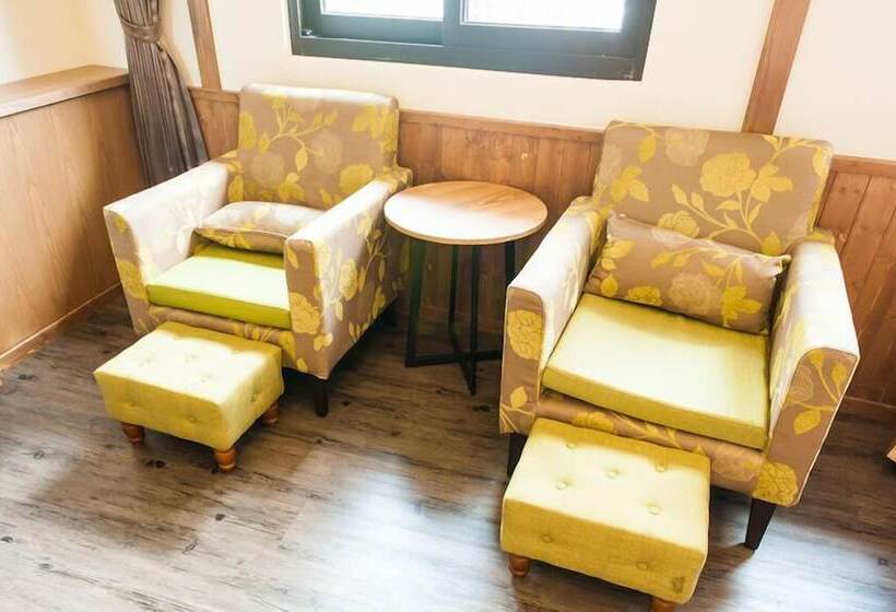 تختخواب و صبحانه Meifon