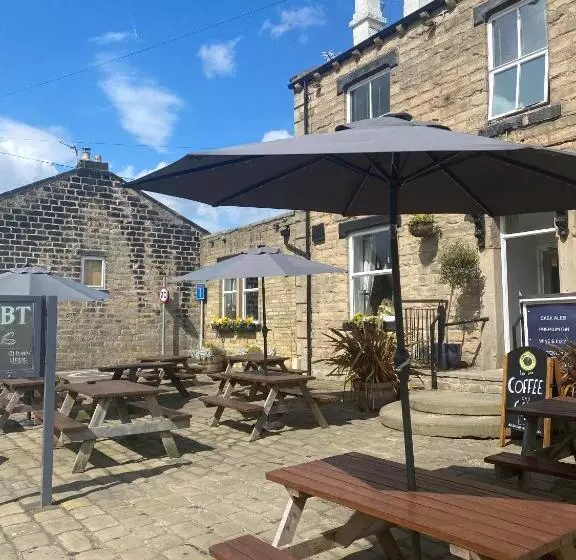 تختخواب و صبحانه The White Swan, Yeadon
