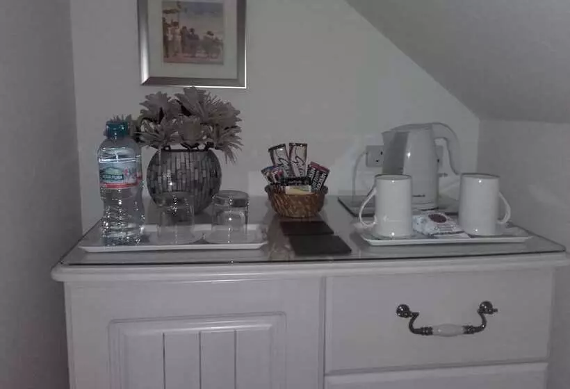 Eastdale Bed And Breakfast