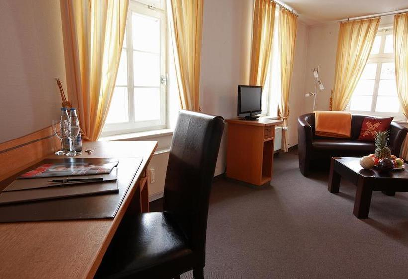 Gasthaus & Hotel Zum Hirschen