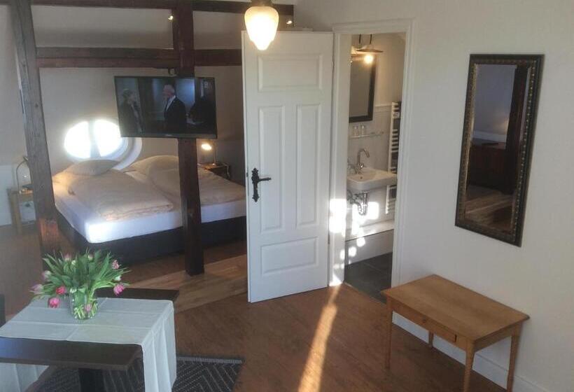 Отель Hugos Haus & Berthas Haus