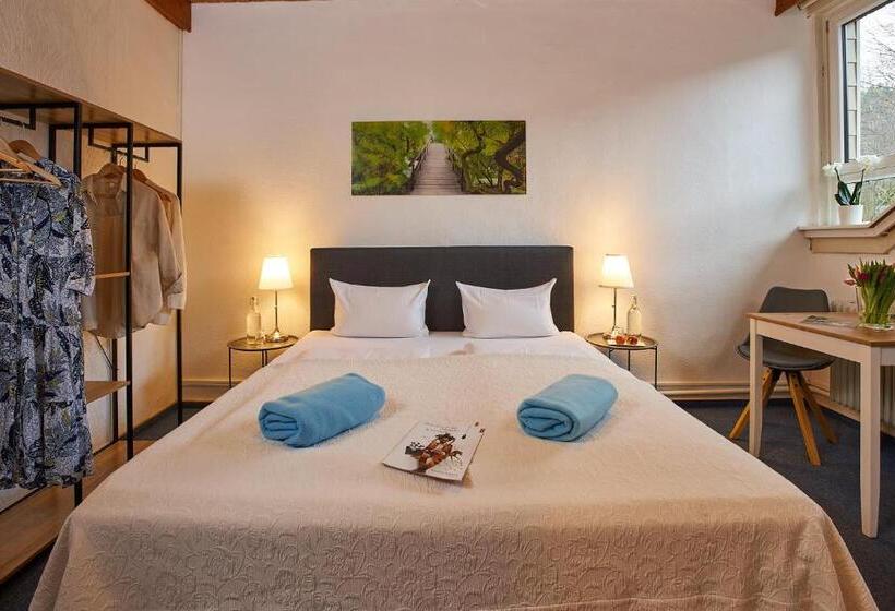 בית מלון כפרי Landgasthof Hirsch