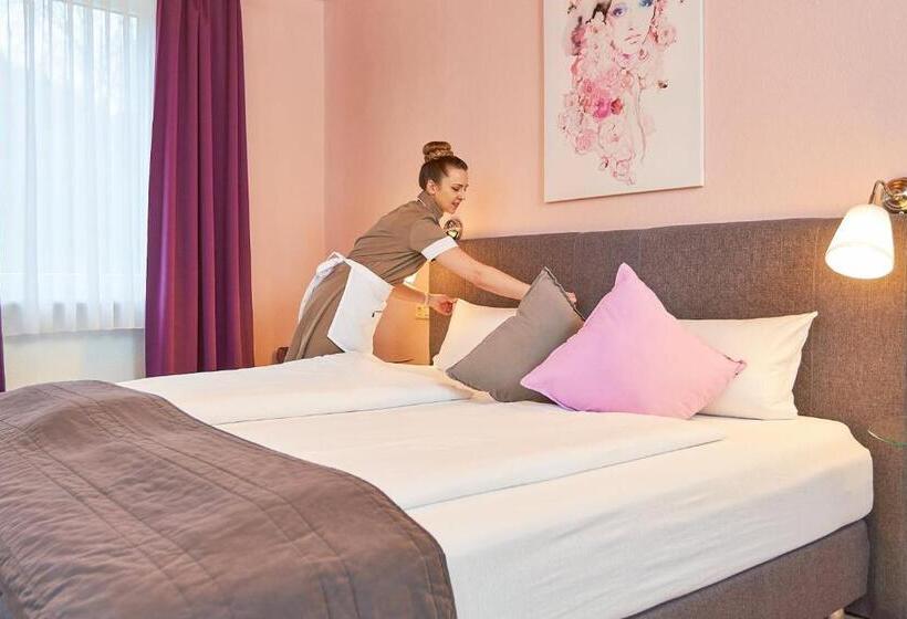 בית מלון כפרי Landgasthof Hirsch