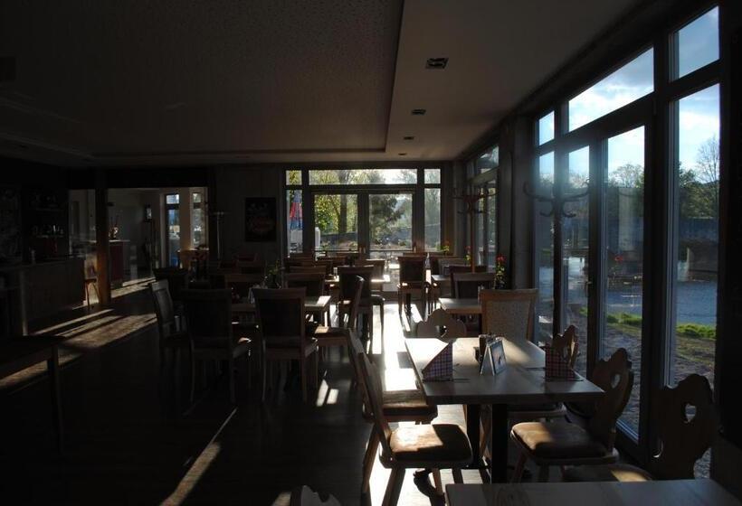 Hotel Landgasthof Zum Hirschen