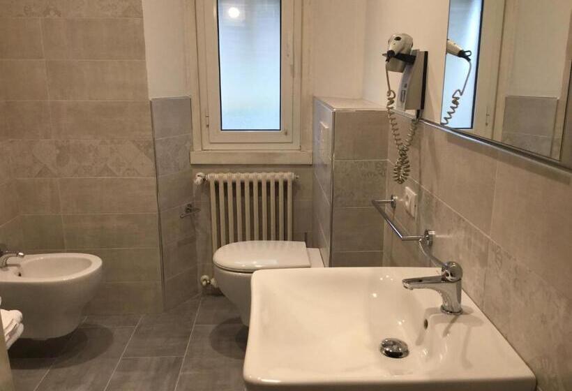 בית מלון כפרי Miramare