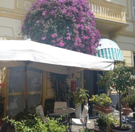 בית מלון כפרי Miramare