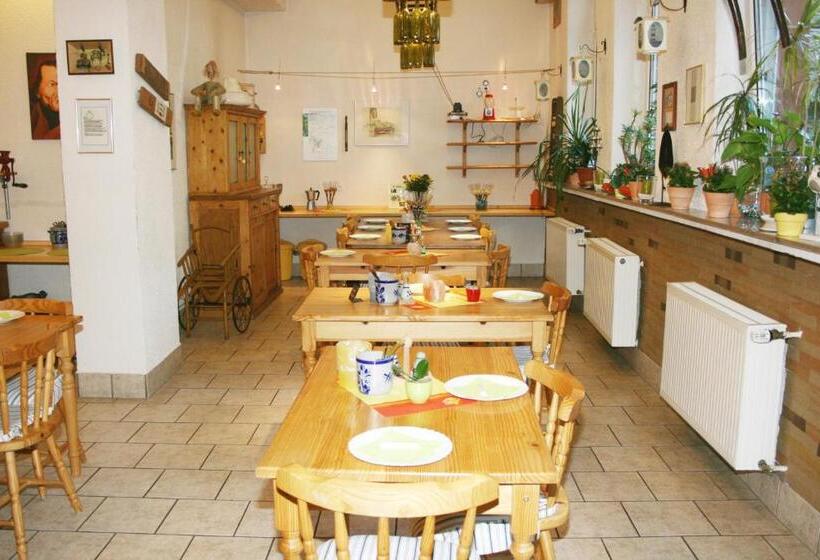 فندق Pension Bei Schinderhannes Und Julchen