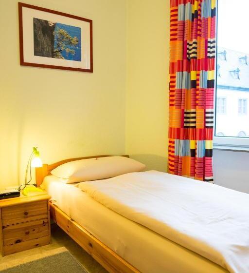 فندق Pension Bei Schinderhannes Und Julchen