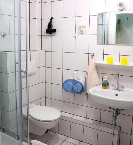 فندق Pension Bei Schinderhannes Und Julchen