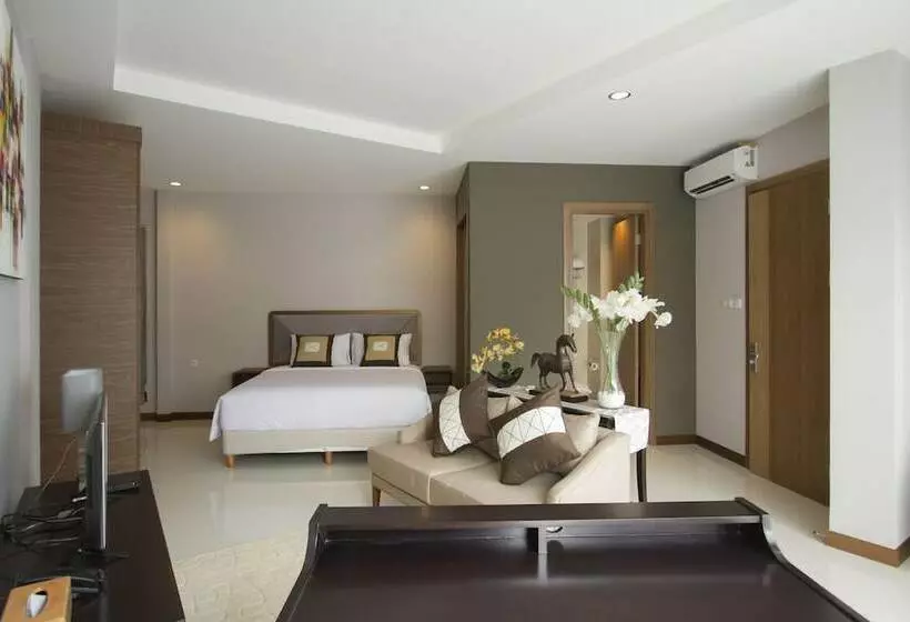 Hotel Sawana Suites