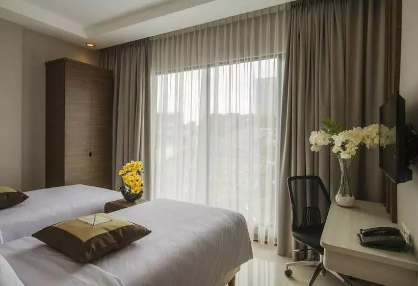 Hotel Sawana Suites