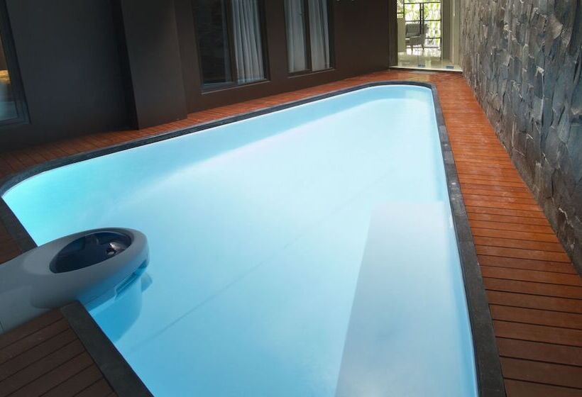 Hotel Sawana Suites
