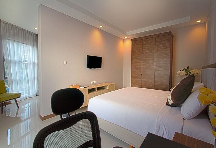 Hotel Sawana Suites