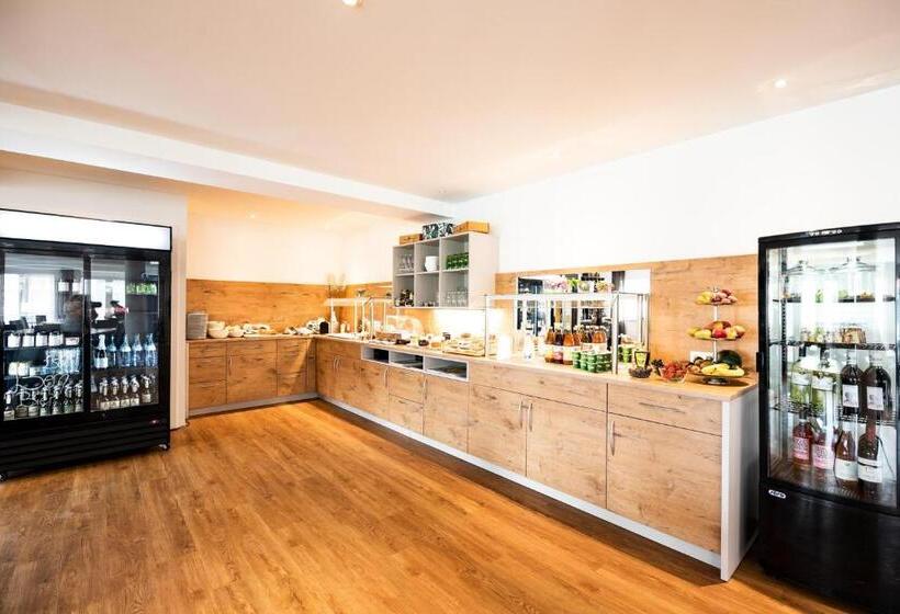 Отель Sternplatz