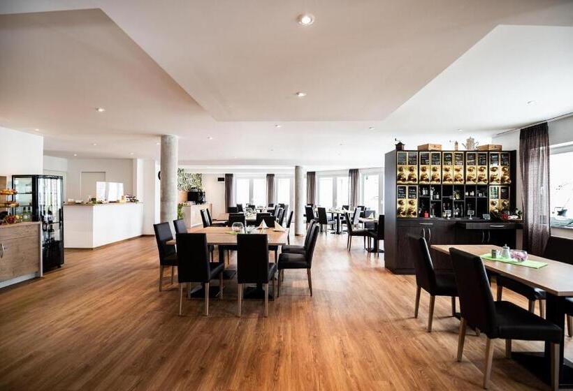 Отель Sternplatz