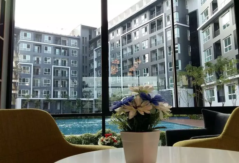 هتل The Change Suites Korat
