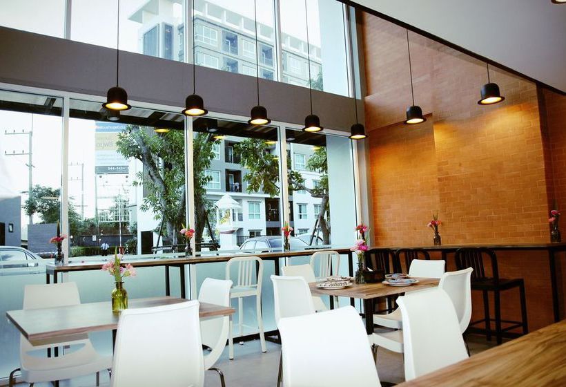 Отель The Change Suites Korat