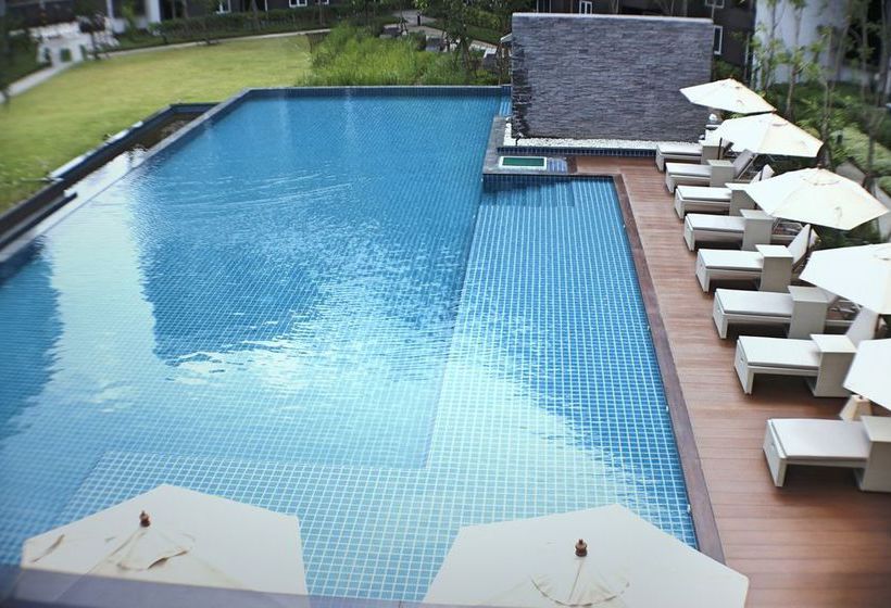 Отель The Change Suites Korat
