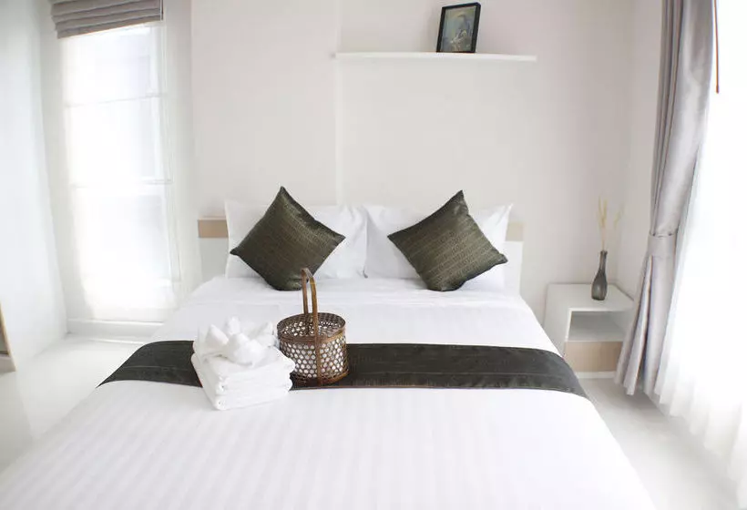 هتل The Change Suites Korat