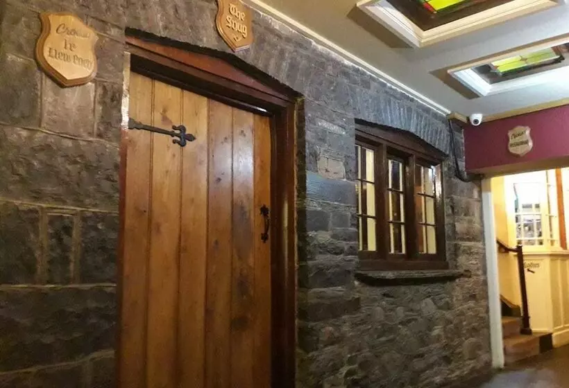 ホテル The Red Lion