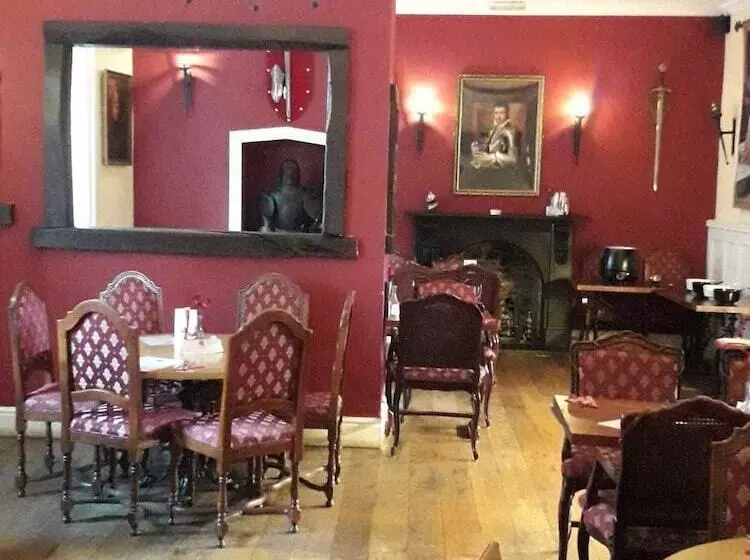 ホテル The Red Lion