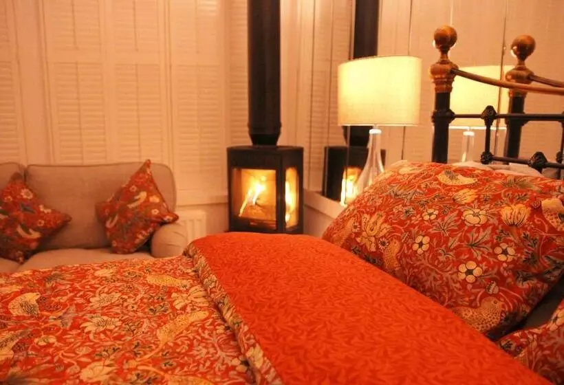 Aamiaismajoitus (B&B) Croft House Guest Suite Painswick