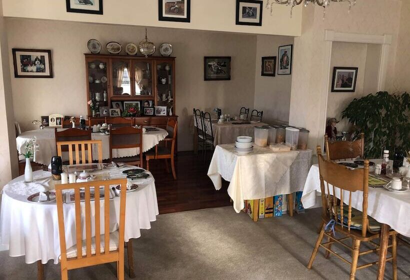 تختخواب و صبحانه Lisnagalt Lodge