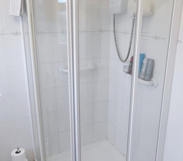 تختخواب و صبحانه Lisnagalt Lodge