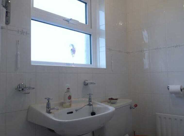 تختخواب و صبحانه Lisnagalt Lodge