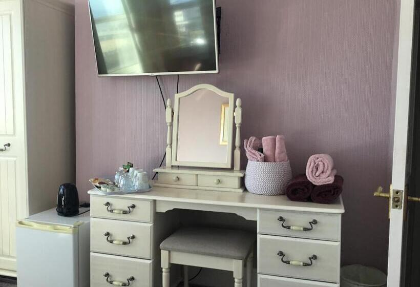 민박 The Coventry Guest House