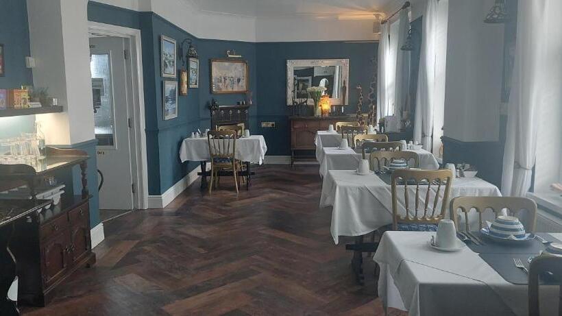 Nocleg ze śniadaniem The Poplars Guest House