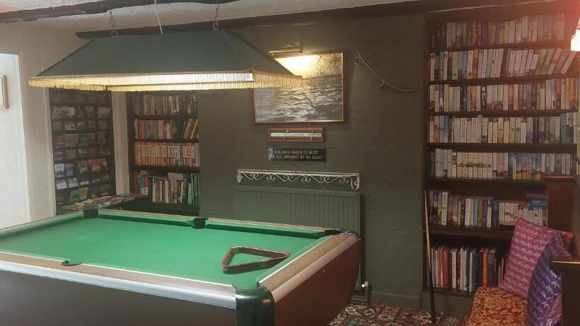 Nocleg ze śniadaniem The Poplars Guest House