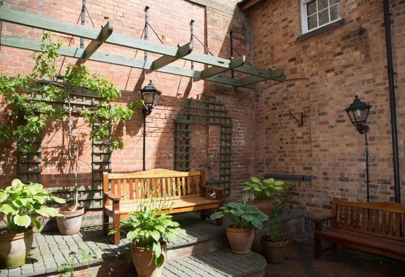 Aamiaismajoitus (B&B) The Town House Ludlow